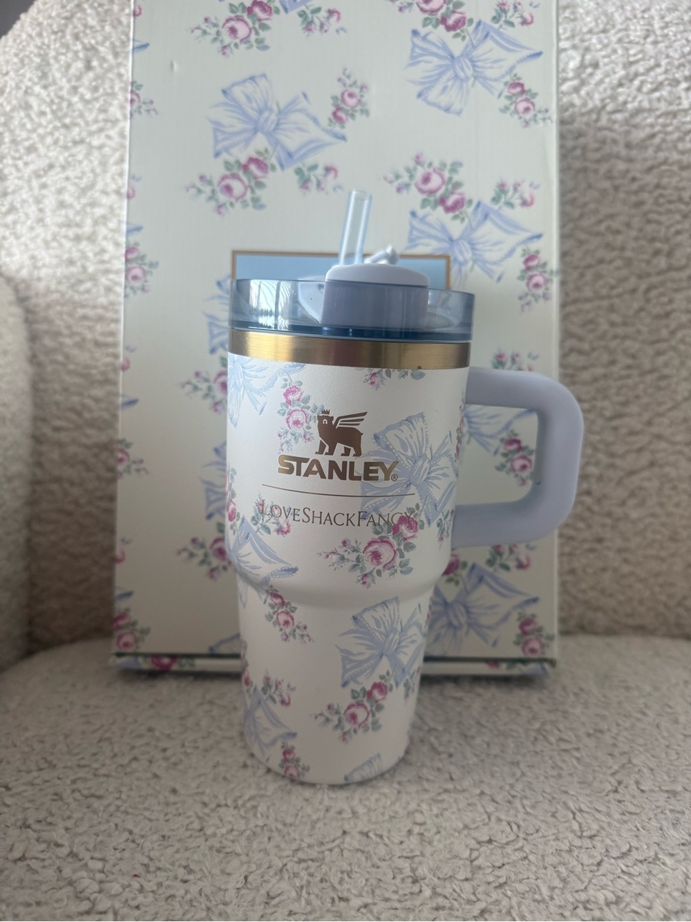 Stanley Loveshackfancy 20 oz tumbler with box blue bows floral